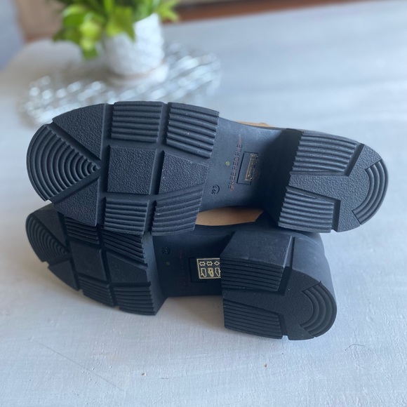 New Free People Maren Mid Chelsea Boots Size 39.5 - Picture 10 of 13